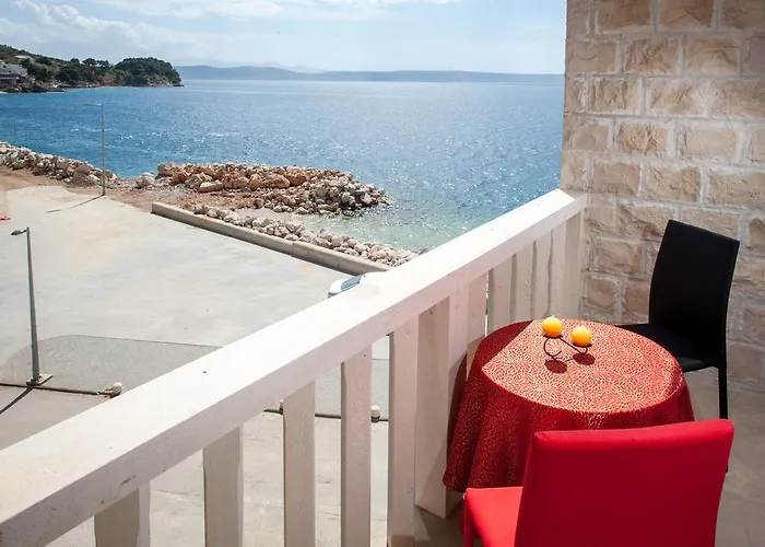 Apartmani Mira