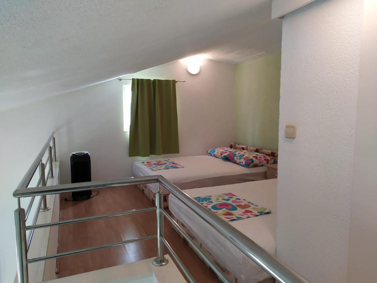 Apartment Mira